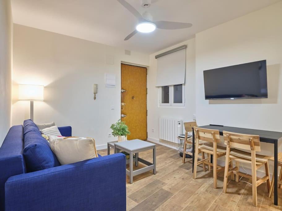 New Retiro Recien Reformado 10 Min En Metro A Sol, Hasta Seis Personas Apartamento *